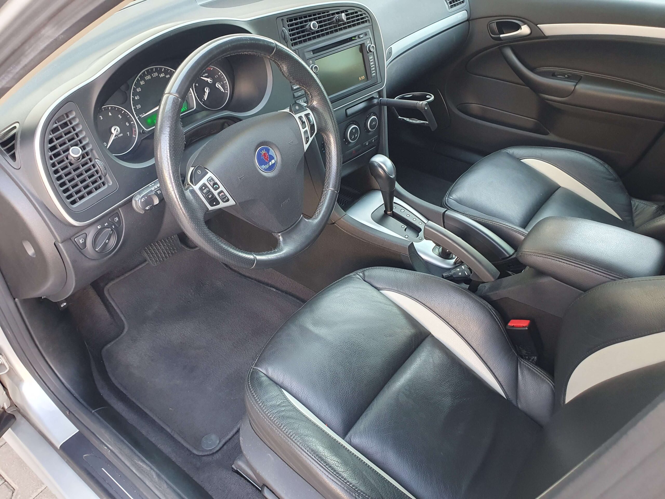 SAAB 9-3 NG 2.0T XWD Vector 2010. SS