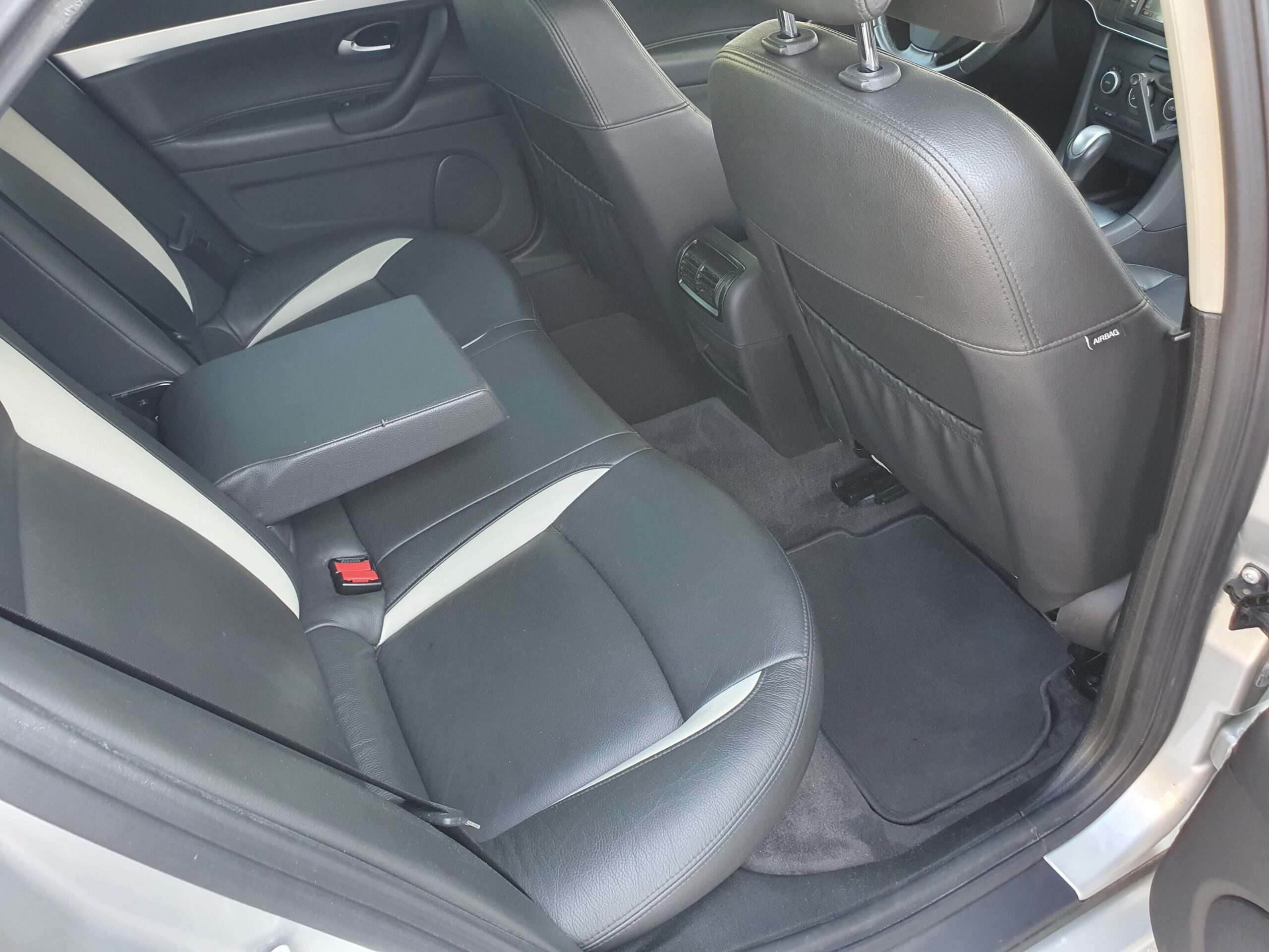 SAAB 9-3 NG 2.0T XWD Vector 2010. SS